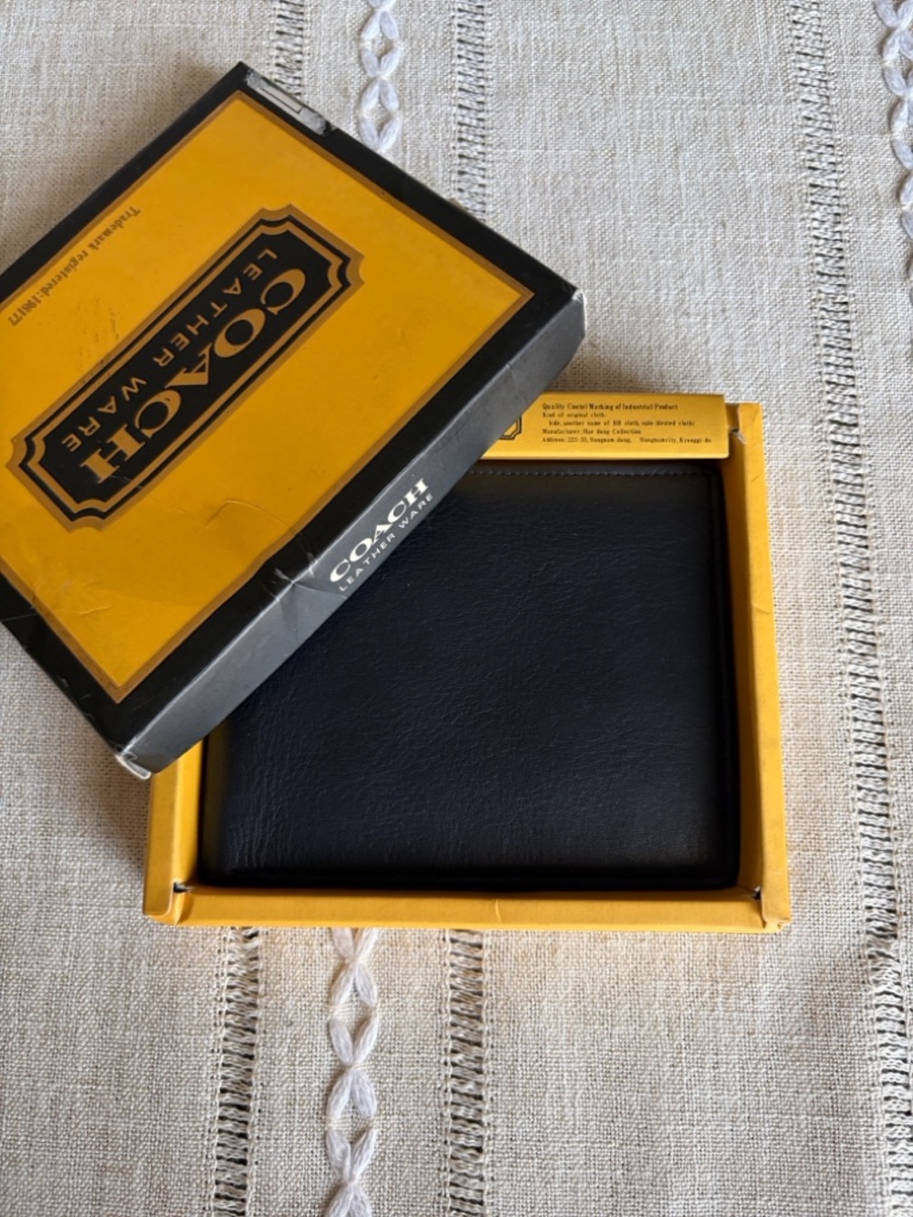 Vintage Coach Leather Ware Men's Bifold Card Holder Wallet late 80s early 90’s - Picture 12 of 12